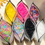 Cargar imagen en el visor de la galería, Gomas elásticas de colores para el pelo – 500/1000/2000 unidades, suaves y resistentes